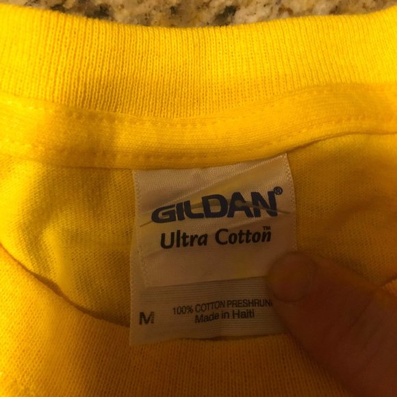 Yellow "Suspender and Tie" T-Shirt - Picture 4 of 4